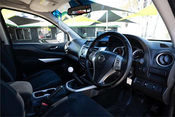 2015 Nissan Navara ST D23 4X4
