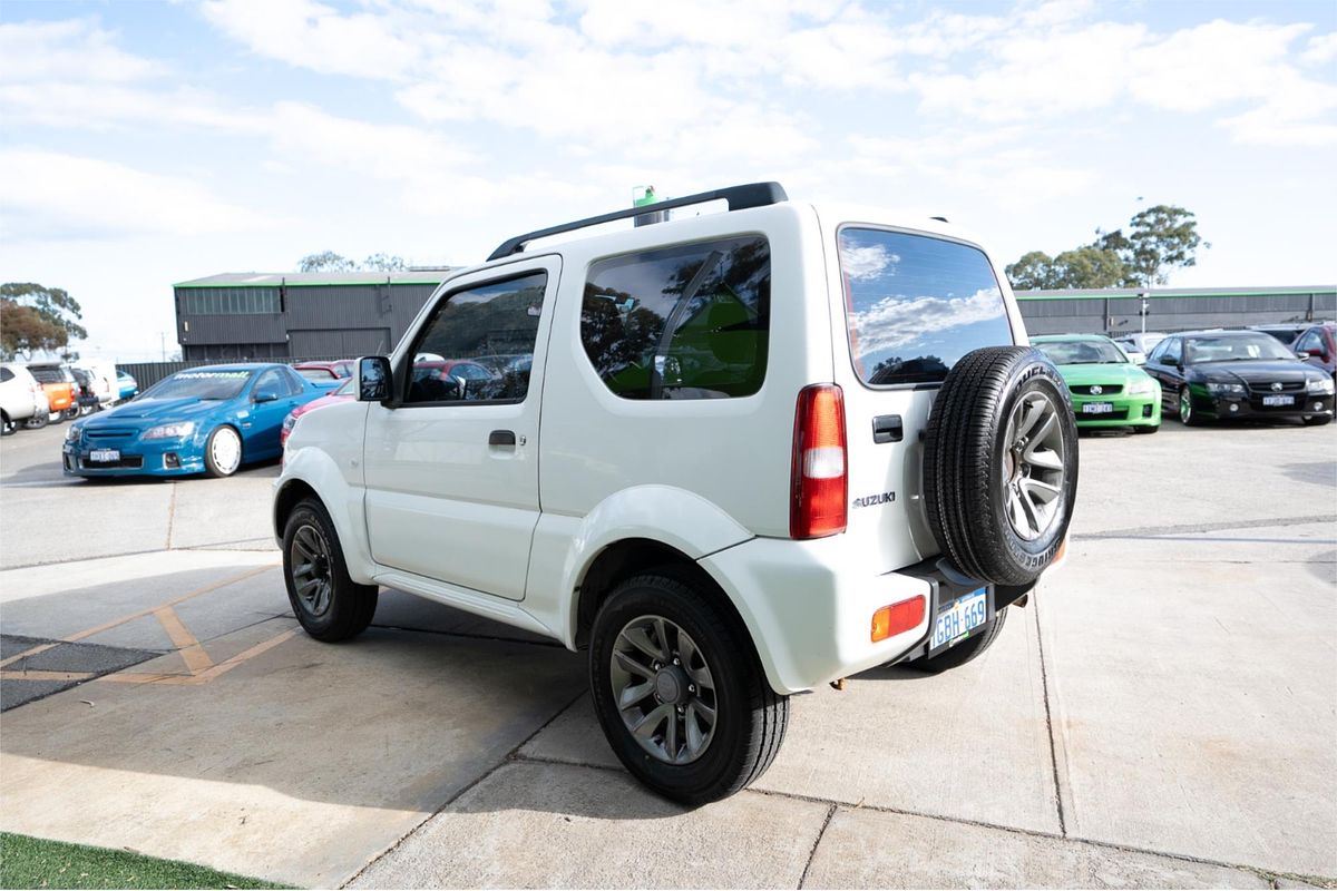 2016 Suzuki Jimny MY15