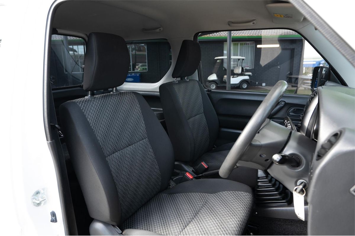 2016 Suzuki Jimny MY15