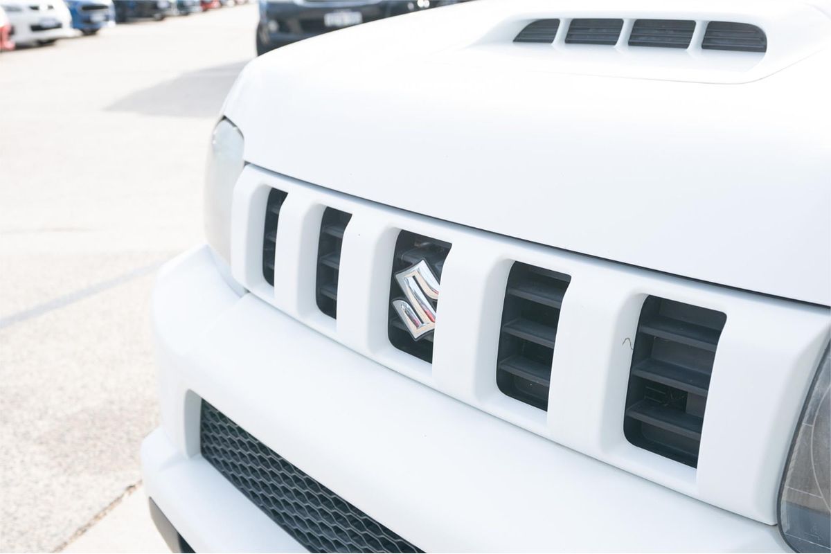 2016 Suzuki Jimny MY15