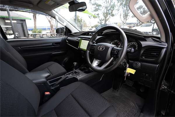 2023 Toyota Hilux SR GUN126R 4X4