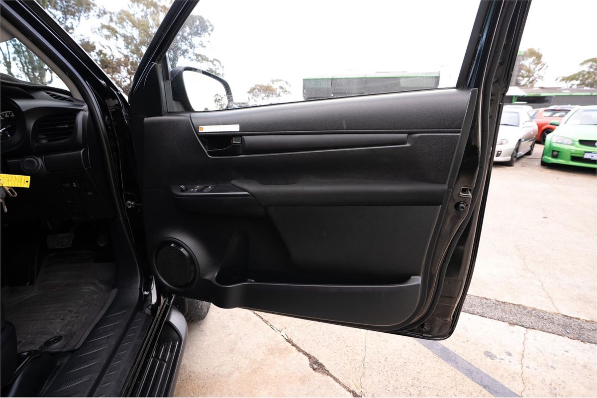 2023 Toyota Hilux SR GUN126R 4X4