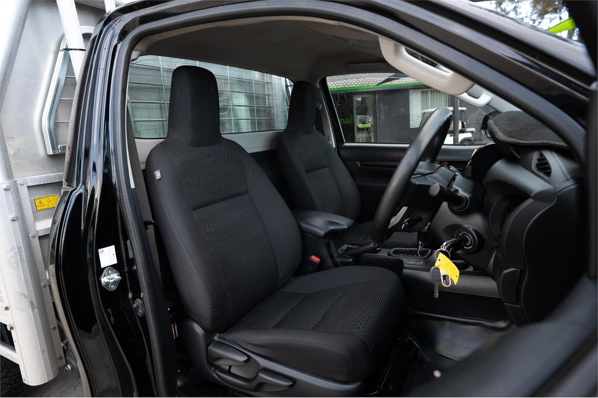 2023 Toyota Hilux SR GUN126R 4X4