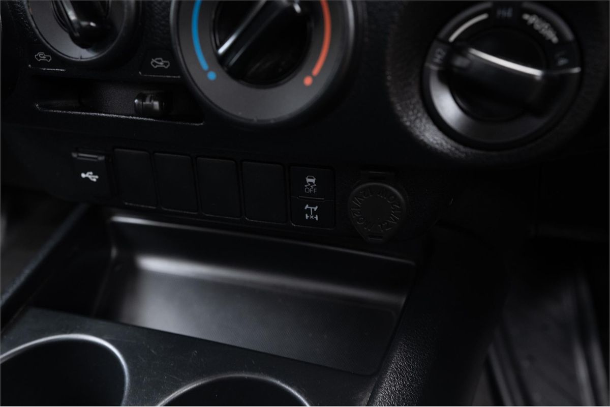 2023 Toyota Hilux SR GUN126R 4X4