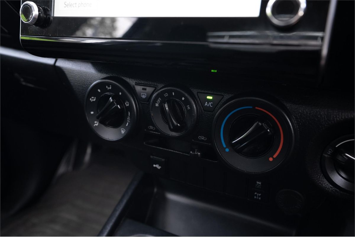 2023 Toyota Hilux SR GUN126R 4X4