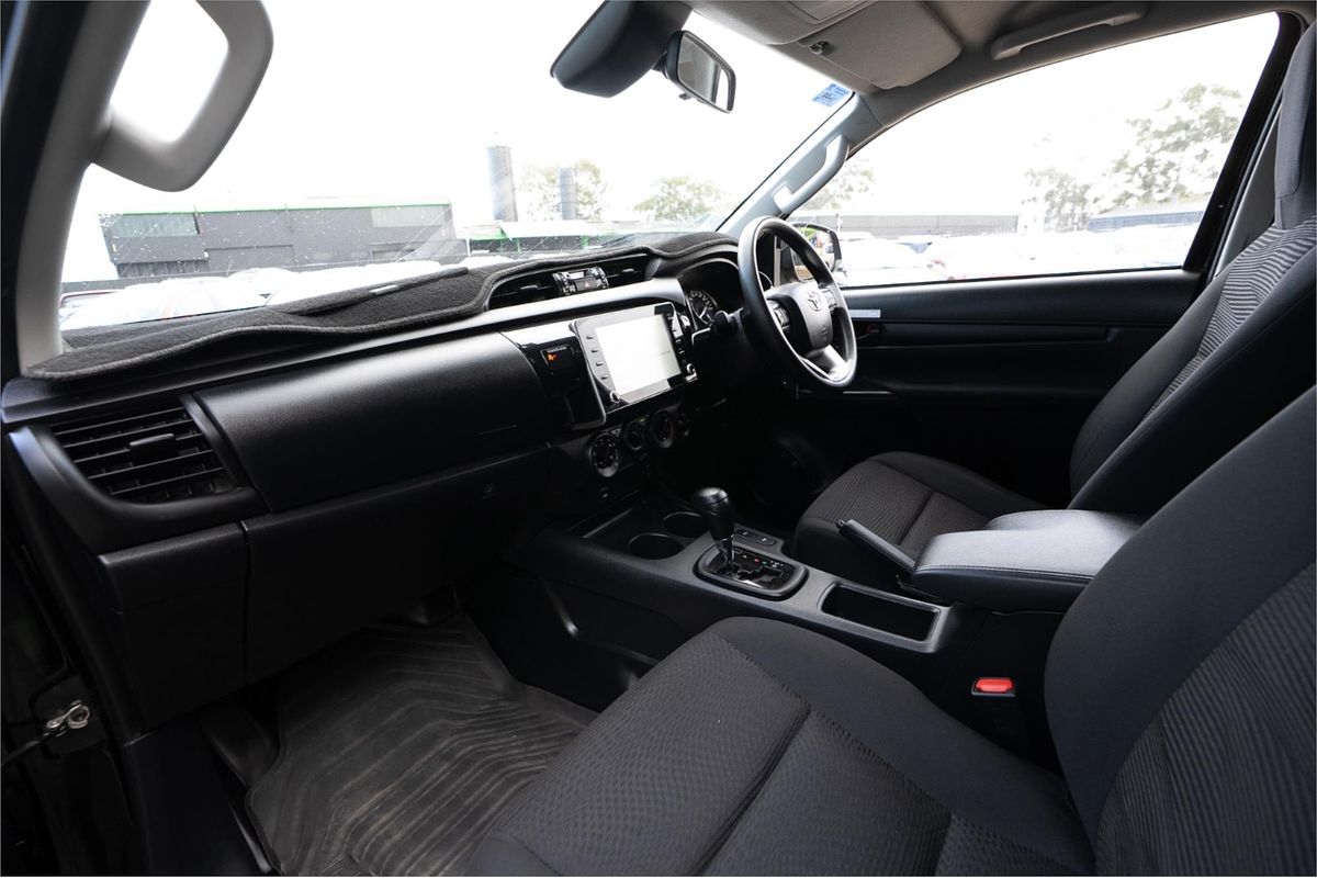 2023 Toyota Hilux SR GUN126R 4X4