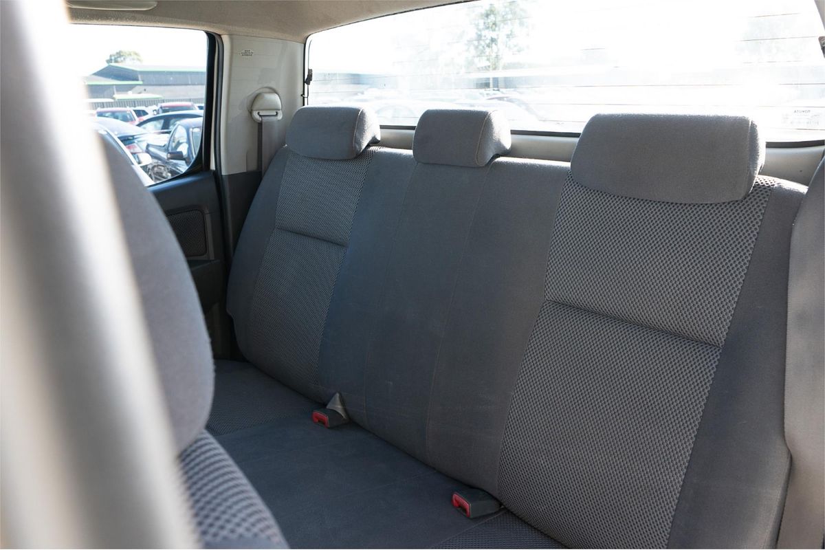 2012 Toyota Hilux Workmate KUN26R 4X4