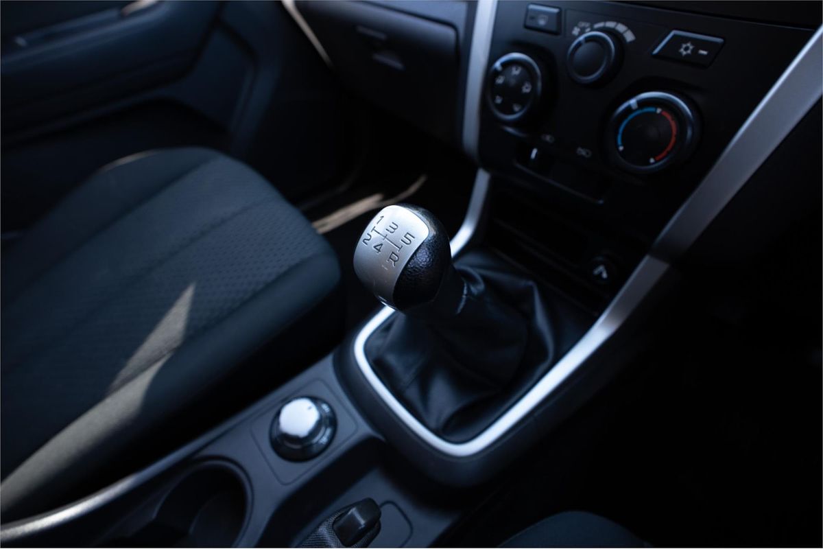 2014 Isuzu MU-X LS-M