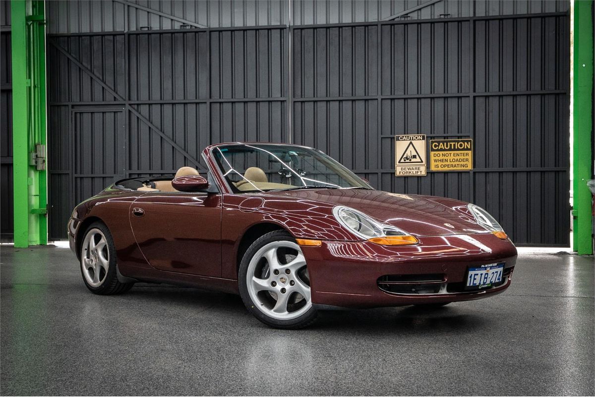 1998 Porsche 911 CARRERA