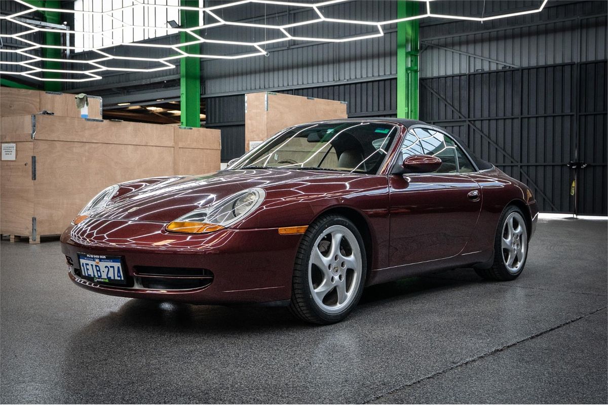 1998 Porsche 911 CARRERA