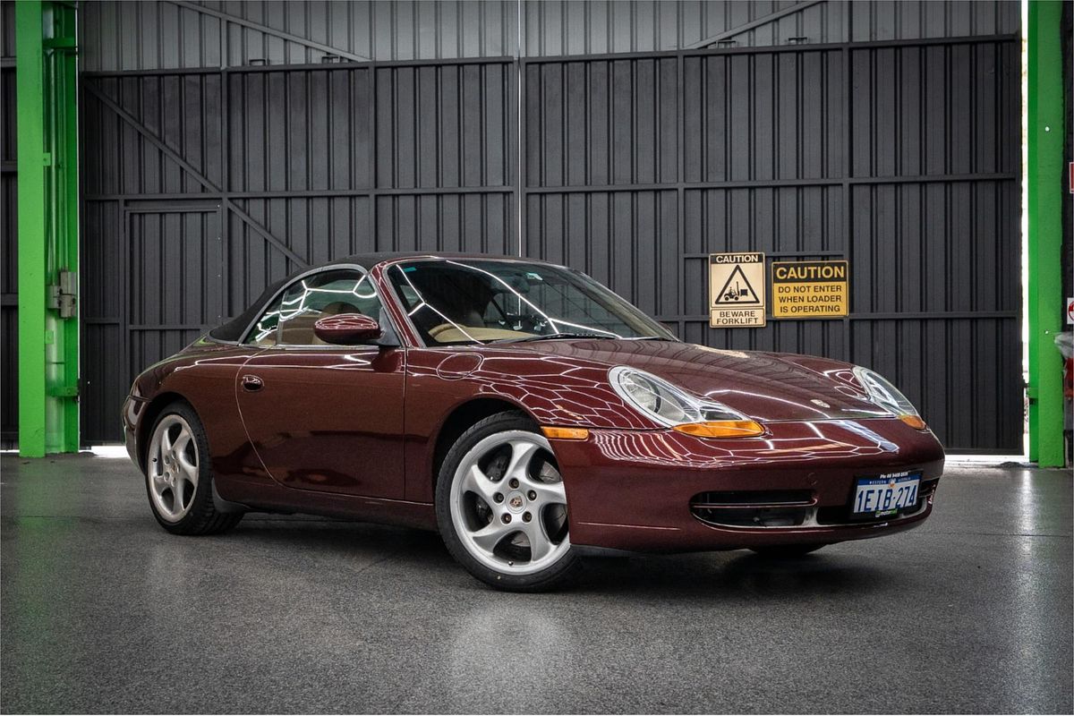 1998 Porsche 911 CARRERA