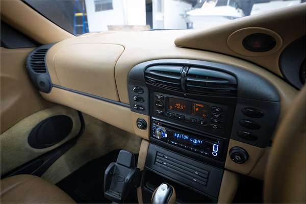1998 Porsche 911 CARRERA