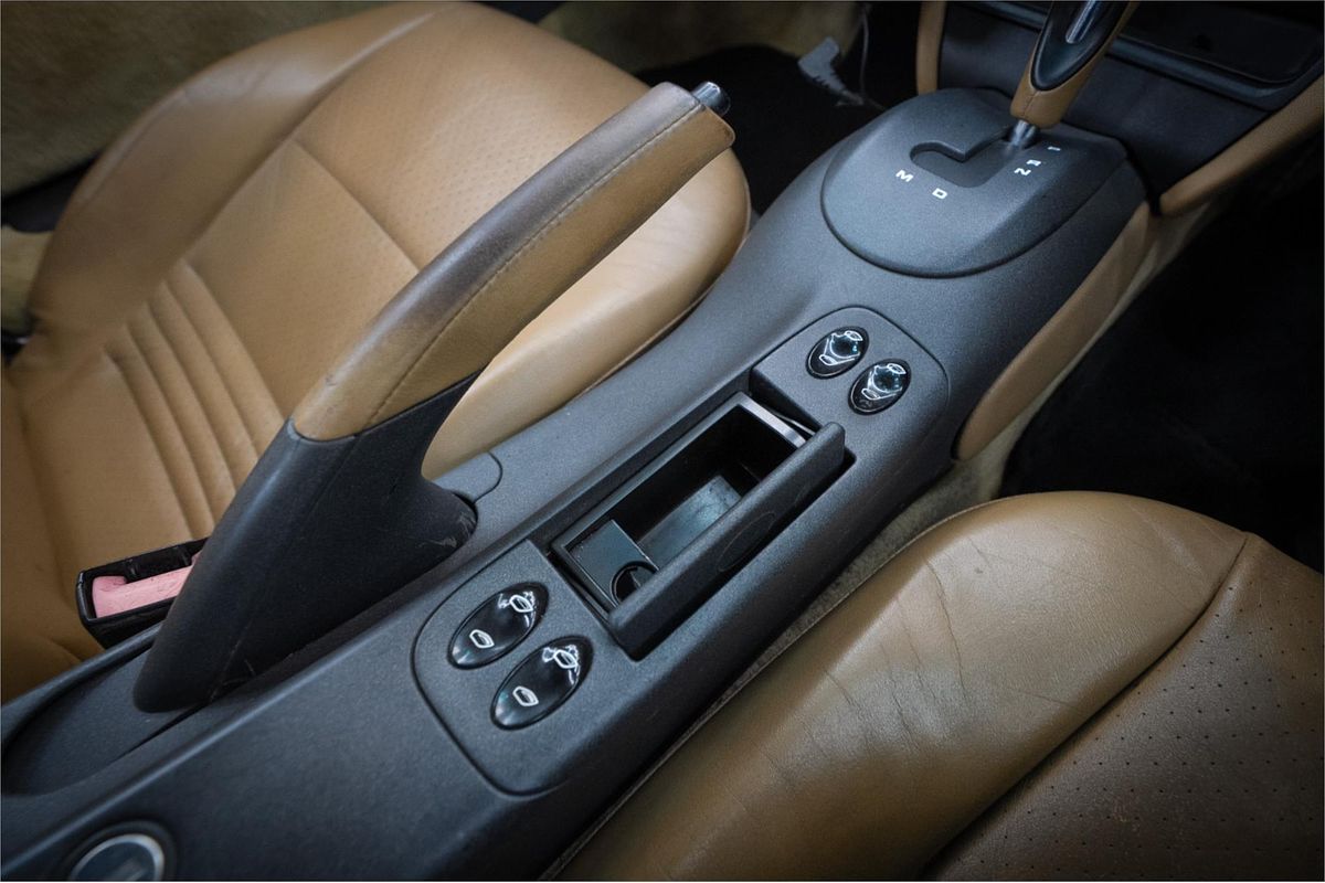 1998 Porsche 911 CARRERA