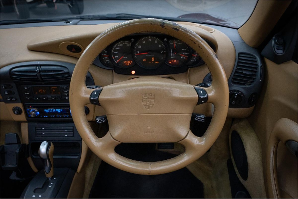 1998 Porsche 911 CARRERA