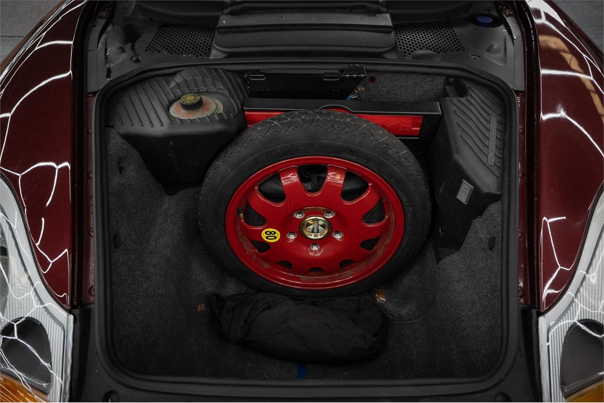 1998 Porsche 911 CARRERA