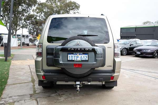 2011 Mitsubishi Pajero Platinum NT