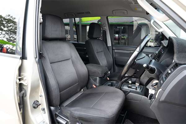 2011 Mitsubishi Pajero Platinum NT