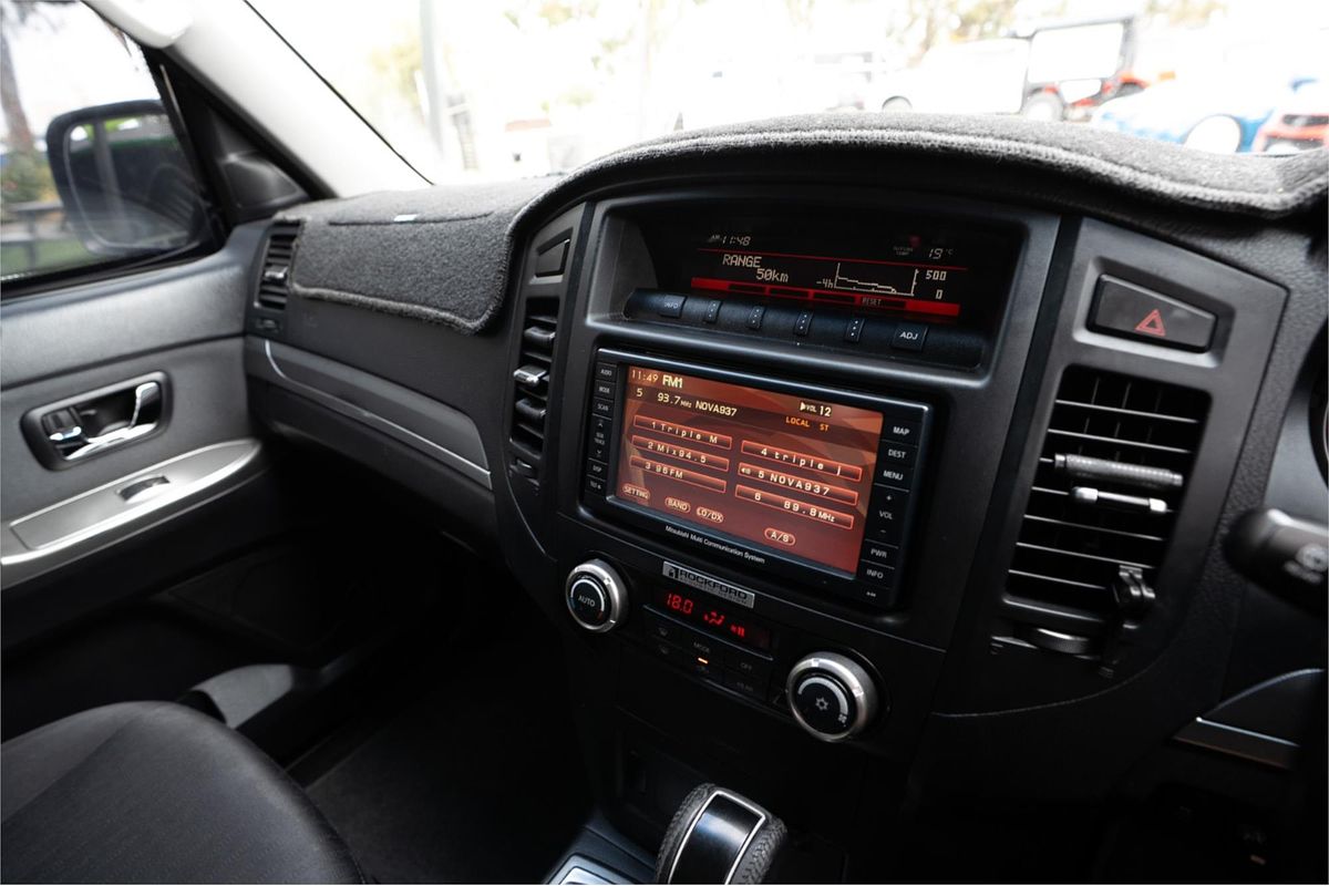 2011 Mitsubishi Pajero Platinum NT