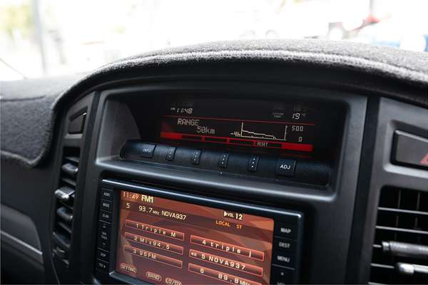 2011 Mitsubishi Pajero Platinum NT