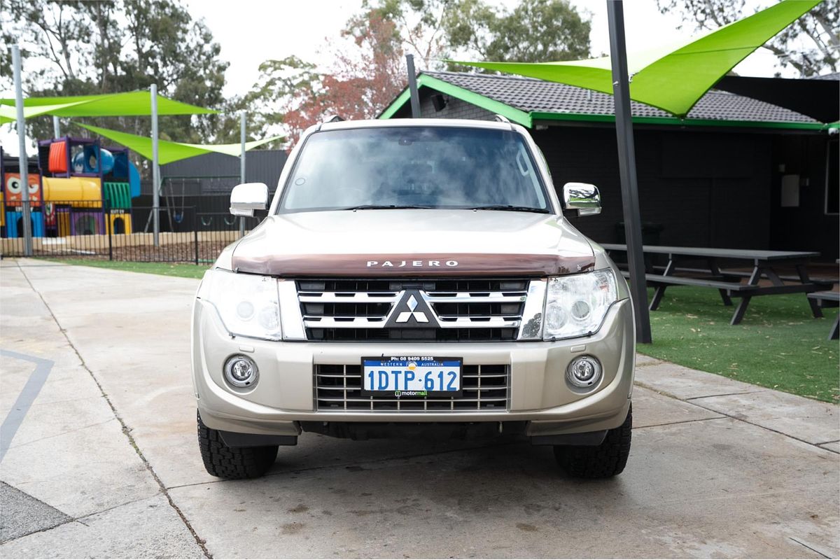 2011 Mitsubishi Pajero Platinum NT