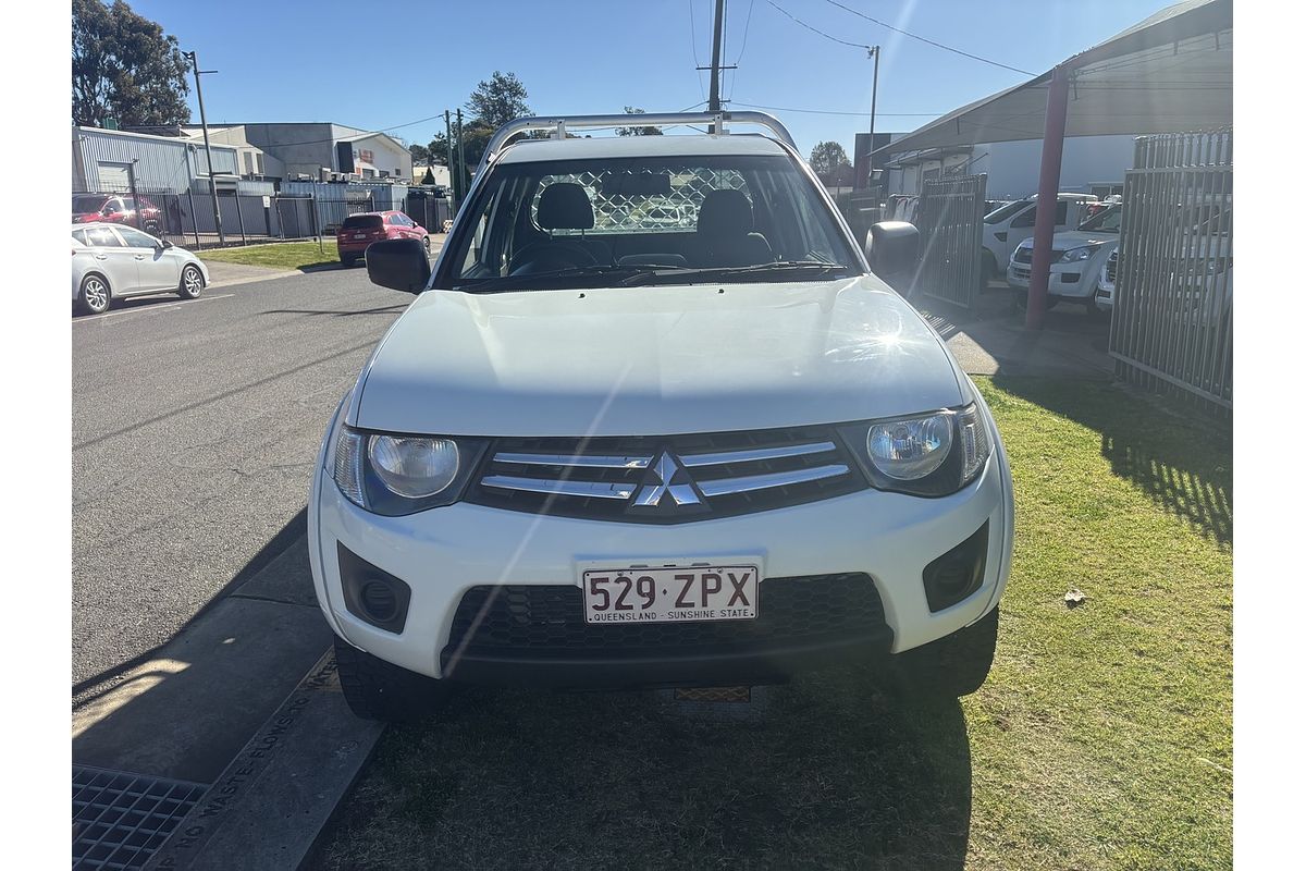 2014 Mitsubishi Triton GLX MN 4X4