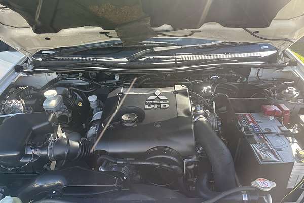2014 Mitsubishi Triton GLX MN 4X4