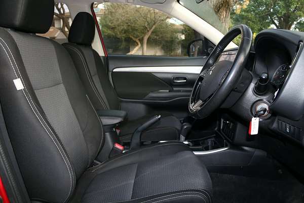 2017 Mitsubishi Outlander LS Safety Pack ZK