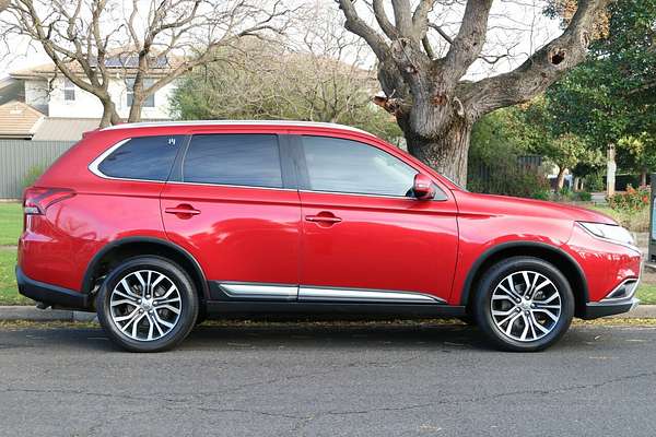 2017 Mitsubishi Outlander LS Safety Pack ZK
