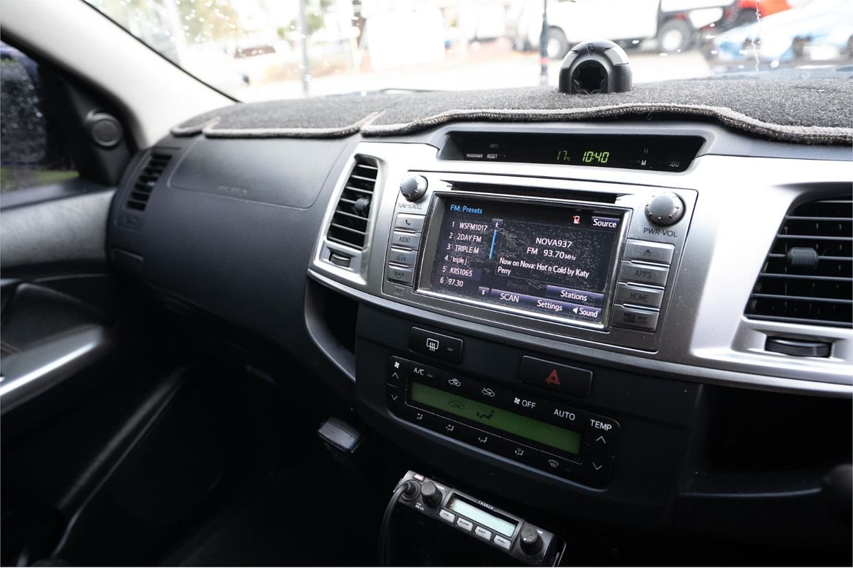 2014 Toyota Hilux SR5 KUN26R 4X4