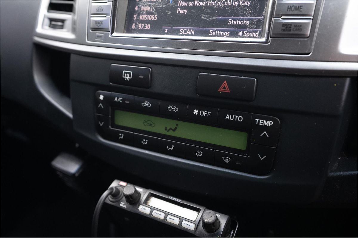 2014 Toyota Hilux SR5 KUN26R 4X4