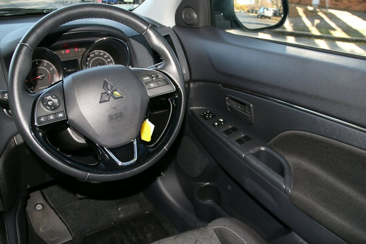 2020 Mitsubishi ASX ES XD
