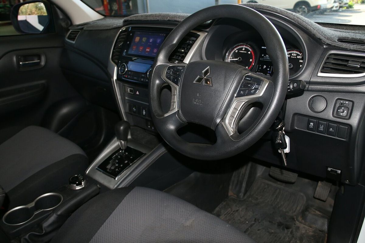 2021 Mitsubishi Triton GLX+ MR 4X4