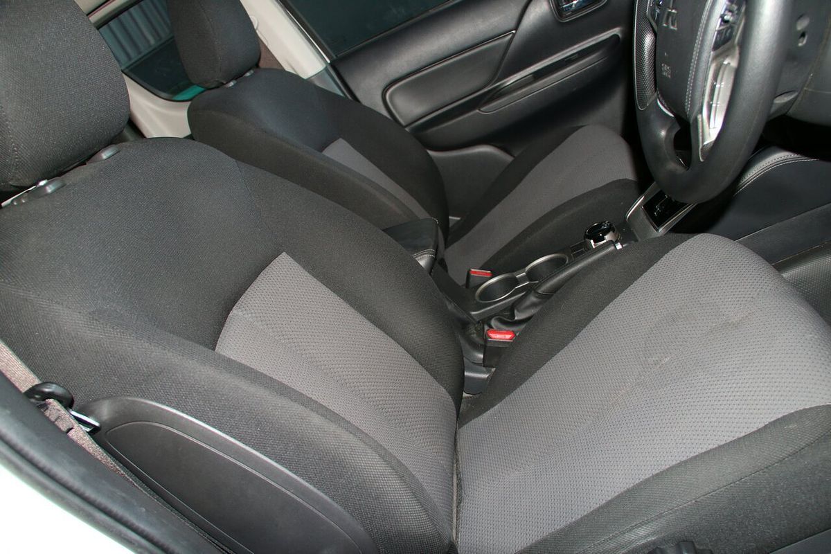 2021 Mitsubishi Triton GLX+ MR 4X4