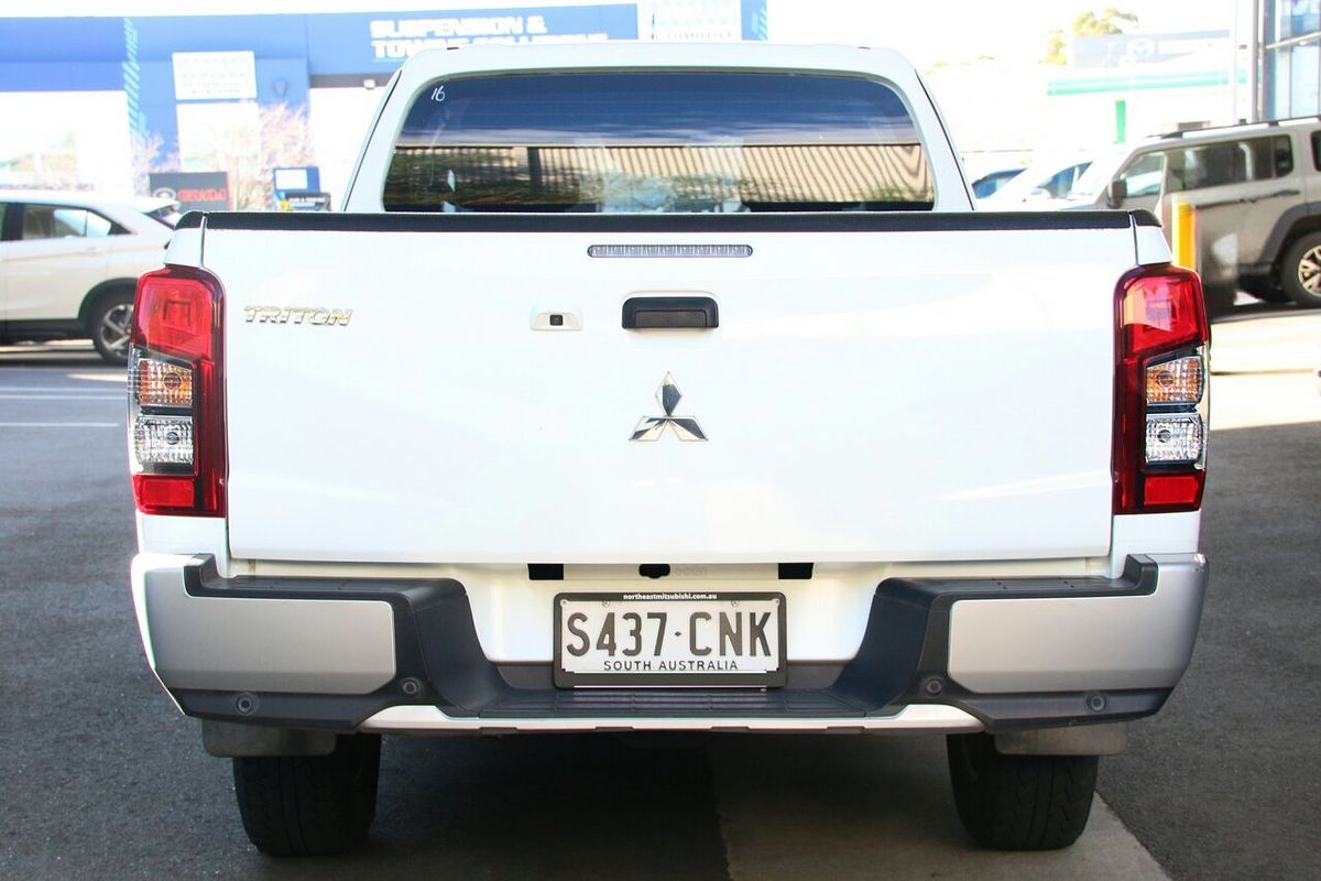 2021 Mitsubishi Triton GLX+ MR 4X4