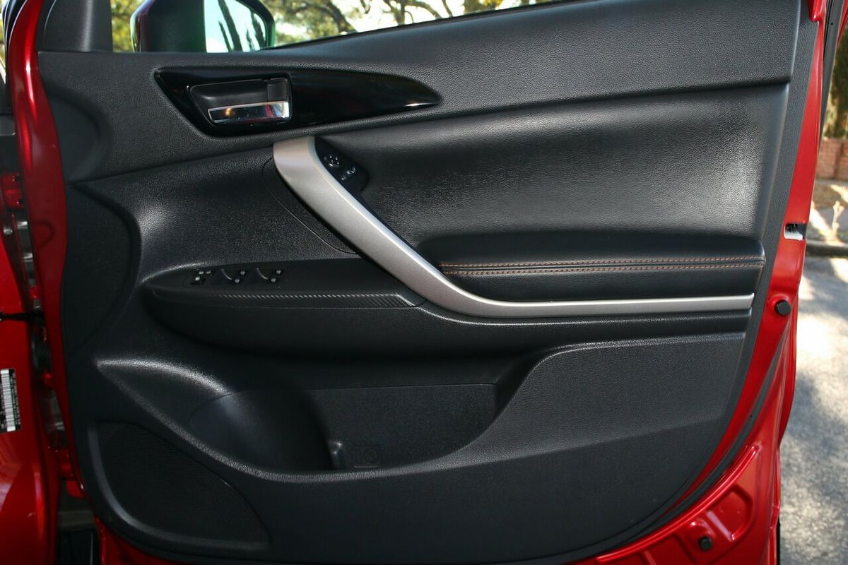 2019 Mitsubishi Eclipse Cross Exceed YA