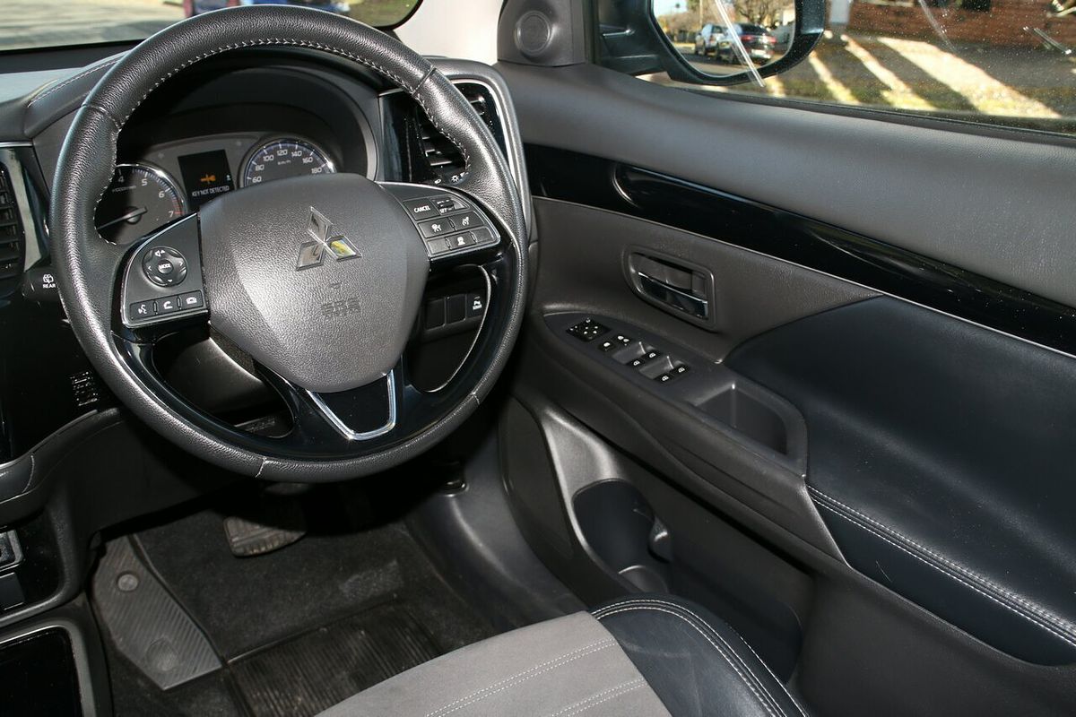 2018 Mitsubishi Outlander LS ZL