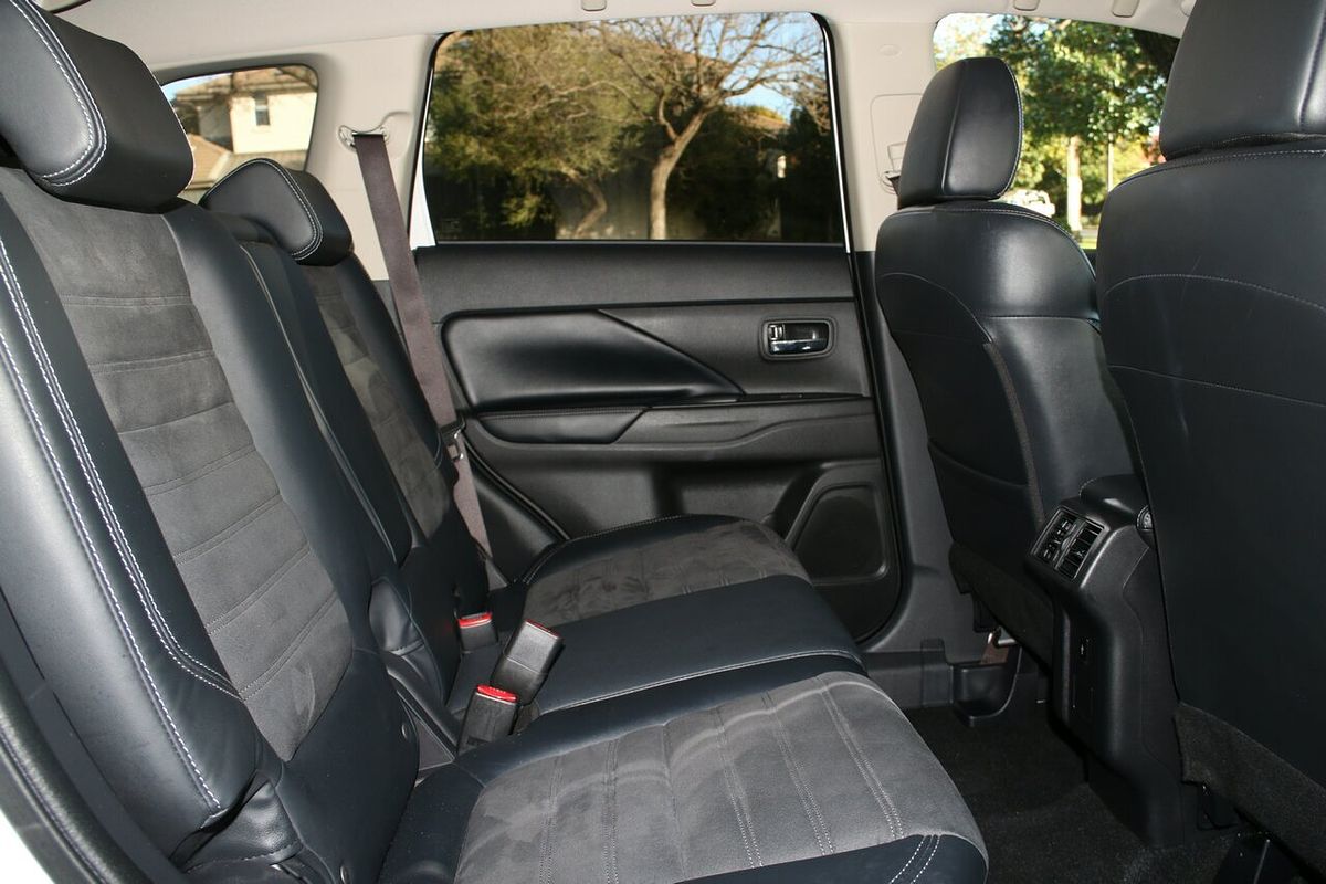 2018 Mitsubishi Outlander LS ZL