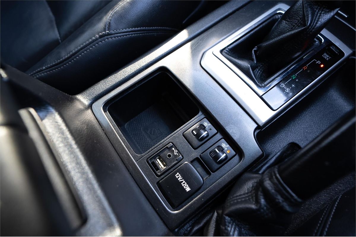 2017 Toyota Landcruiser VX VDJ200R