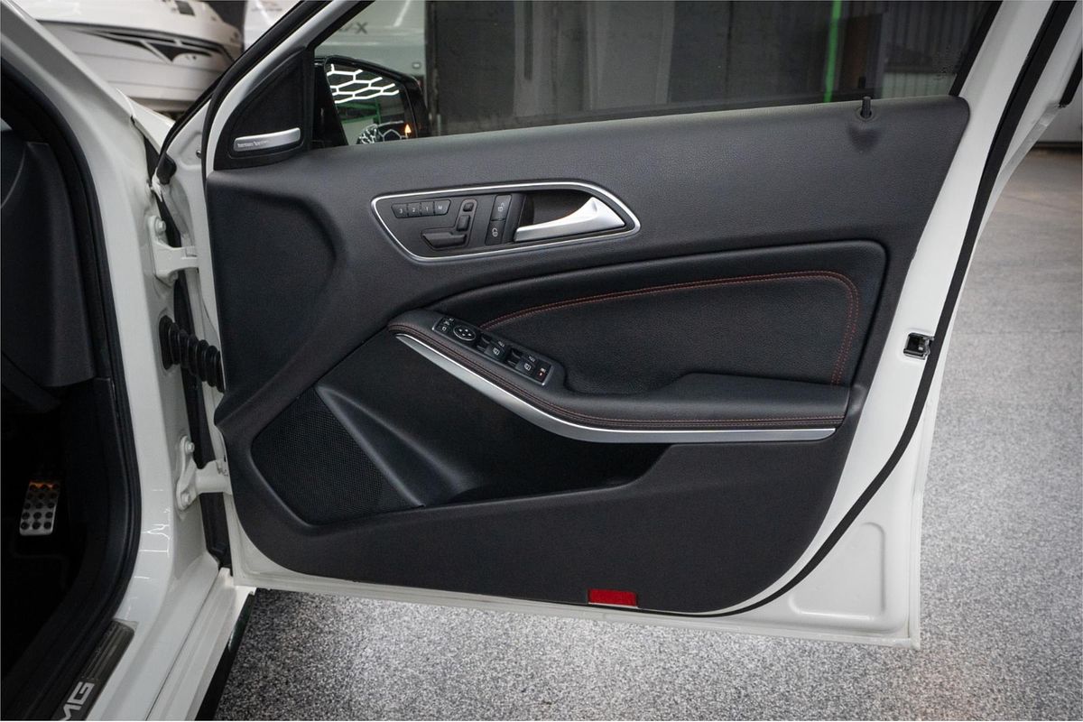 2015 Mercedes-Benz A45 AMG 176 MY15