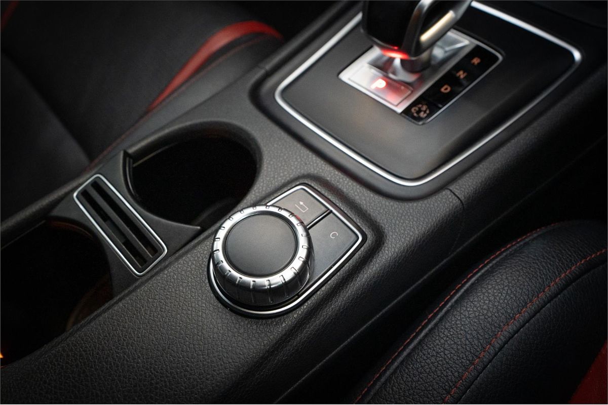2015 Mercedes-Benz A45 AMG 176 MY15