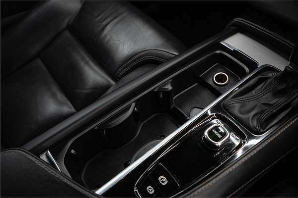 2015 Volvo XC90 T6 Inscription