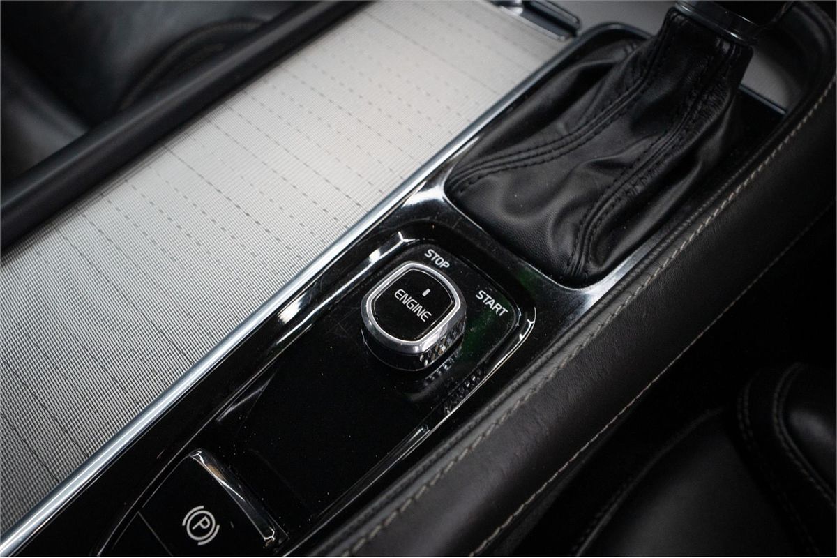 2015 Volvo XC90 T6 Inscription