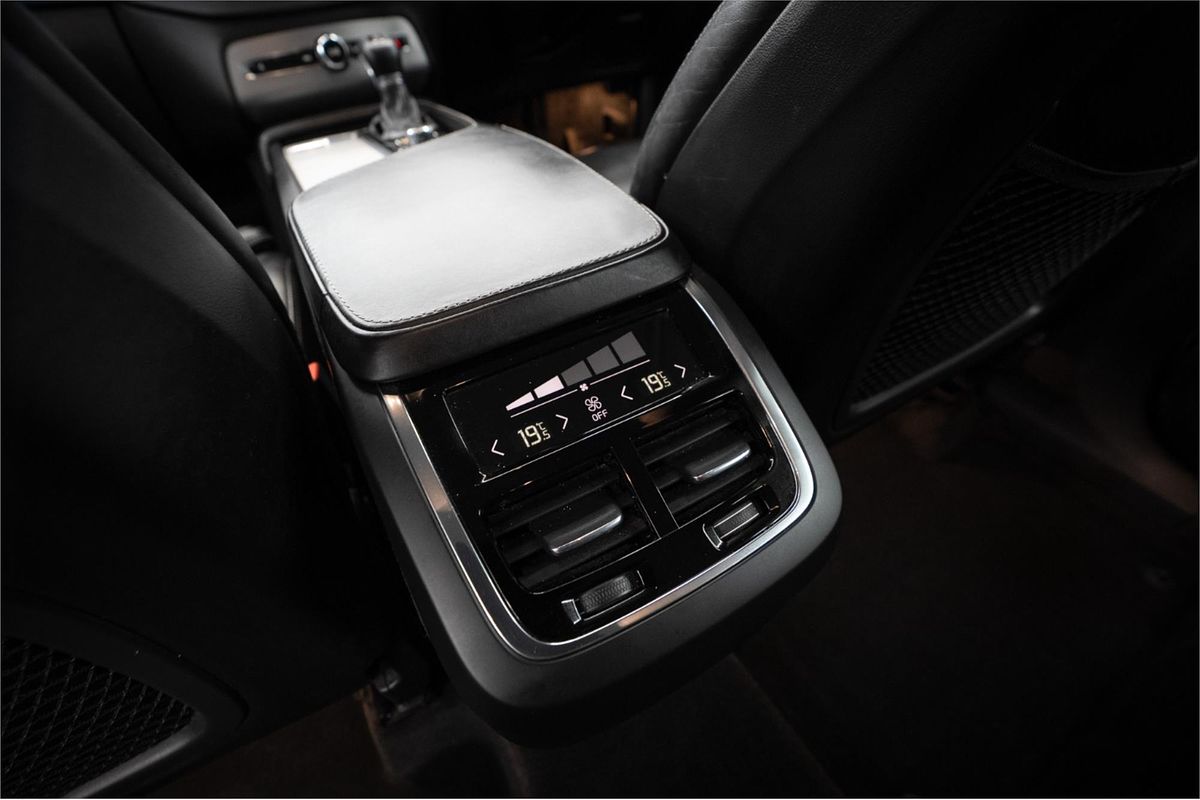 2015 Volvo XC90 T6 Inscription