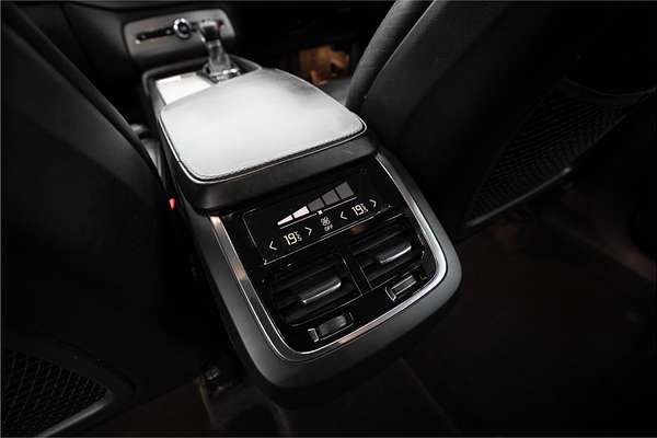 2015 Volvo XC90 T6 Inscription