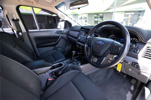 2016 Ford Everest Ambiente UA