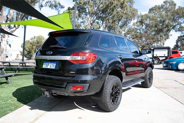 2016 Ford Everest Ambiente UA