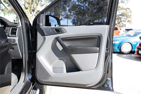 2016 Ford Everest Ambiente UA