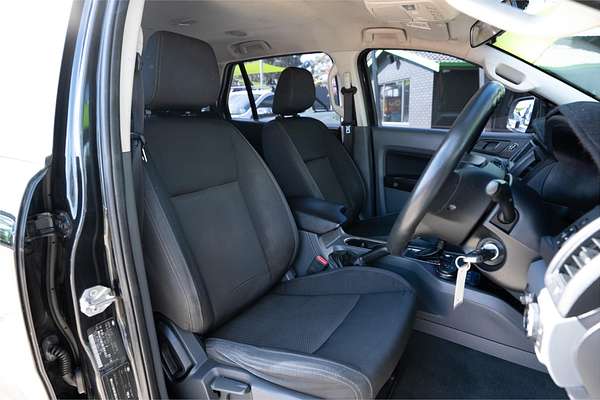 2016 Ford Everest Ambiente UA