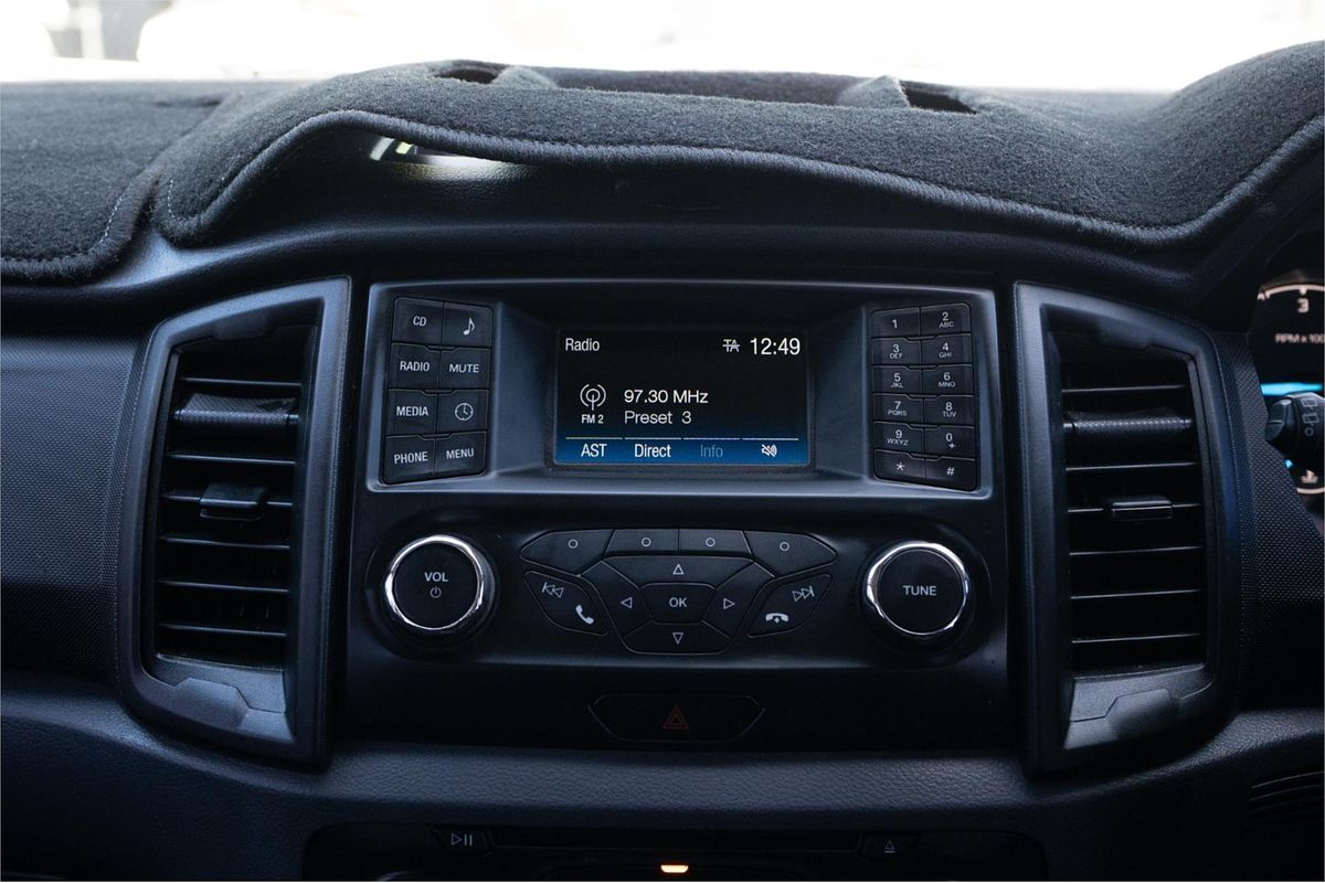 2016 Ford Everest Ambiente UA