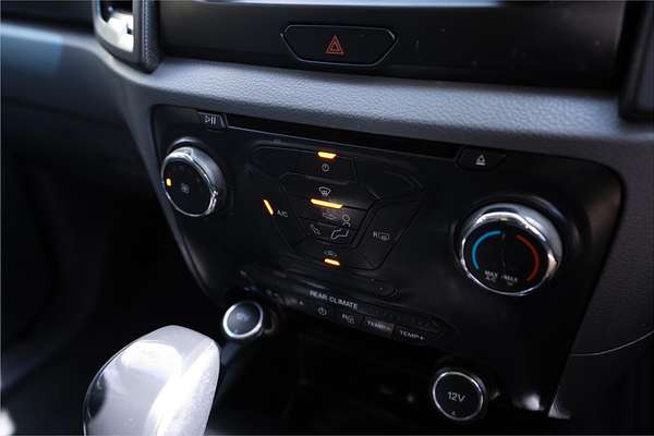 2016 Ford Everest Ambiente UA